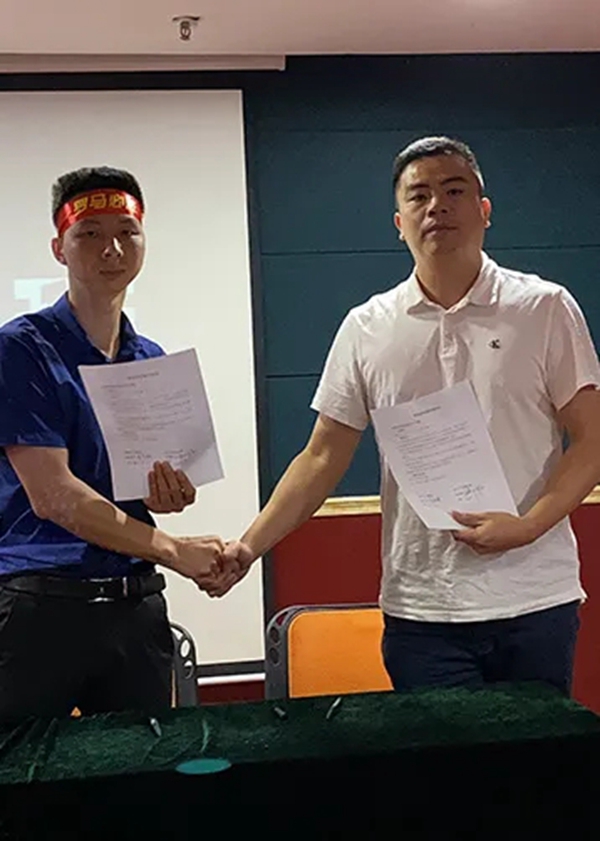 打牢坚实地基，利出一孔打胜仗丨罗马贵族门窗2021百日誓师大会圆满落幕！