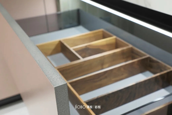 LA’BOBO岩板家居带你一一揭晓当下最流行的家居选材