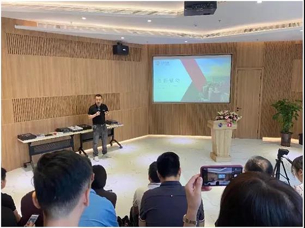 创新引领鹰牌陶瓷高质量发展