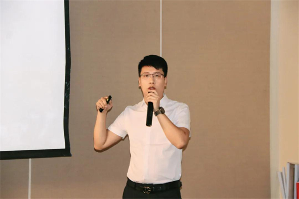 首造智能全屋定制“智能聚力未来”财富私享会成功举办 首造智能全屋定制“智能聚力未来”财富私享会成功举办
