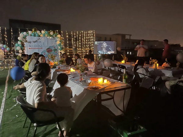 蔻帝COLDEC墙面定制的夏日狂欢团建