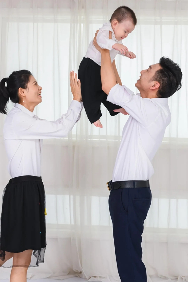 劳卡全屋定制|招商冠军的故事——不精不诚,不能动人