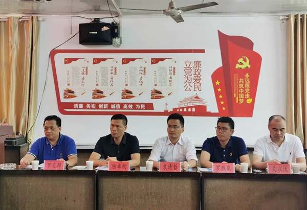 顺成陶瓷集团捐赠185万元瓷砖，助推乡村振兴！