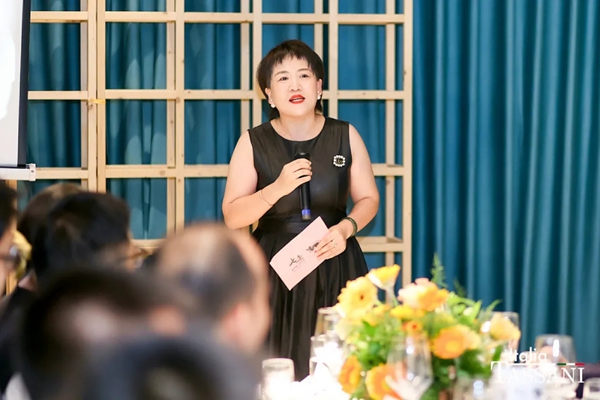 塔萨尼艺术涂料：入华“七迹”周年庆典浪漫演绎