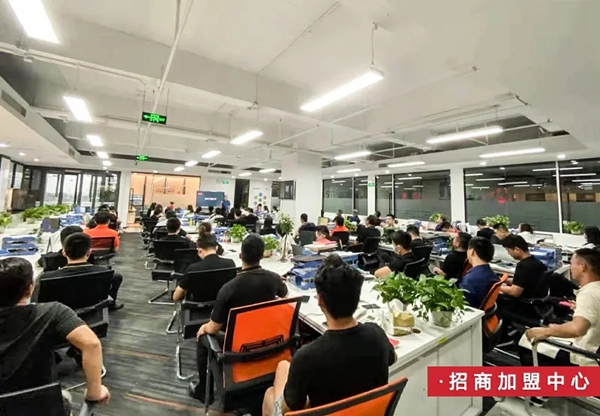 诗尼曼门窗开展企业文化学习活动 让企业文化在身边生根发芽