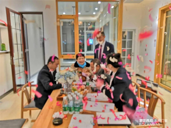罗兰西尼系统门窗丨用心服务每一个客户 市场会给予回报