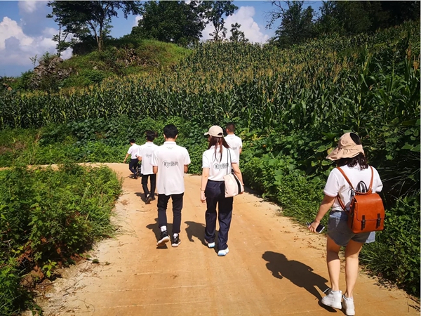 皮阿诺收纳橱柜/全屋定制阳光厨房公益行正式启动!