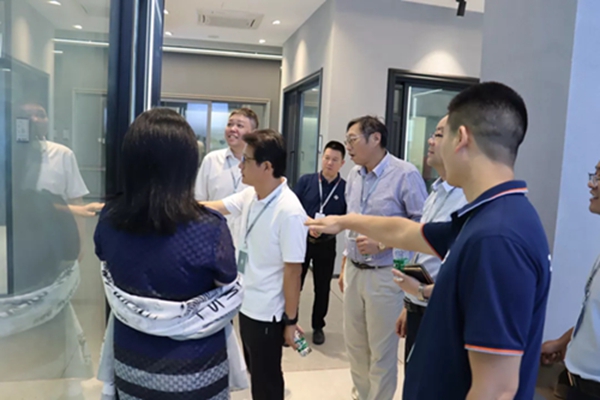 “大势已至，共享未来”千偌门窗工厂参观日圆满成功