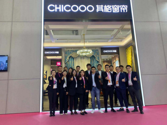 别的窗帘店都赶着成交订单，Ta说要先请客户喝杯咖啡？
