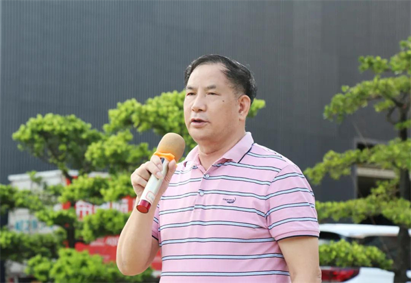 帝奥斯系统门窗第三季度升旗仪式暨员工表彰大会顺利举办 帝奥斯系统门窗第三季度升旗仪式暨员工表彰大会顺利举办