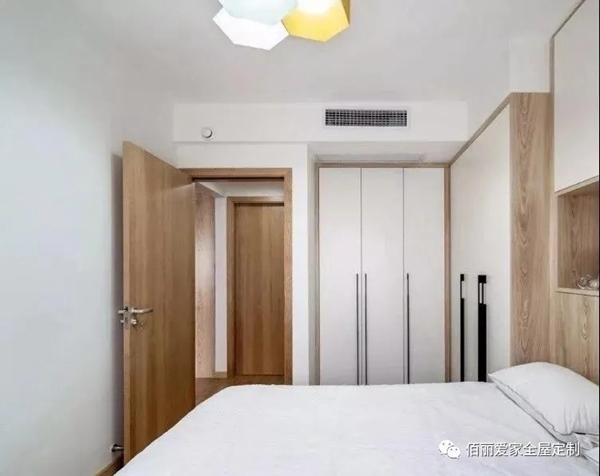 佰丽爱家全屋定制：你还需要一个完美的衣柜
