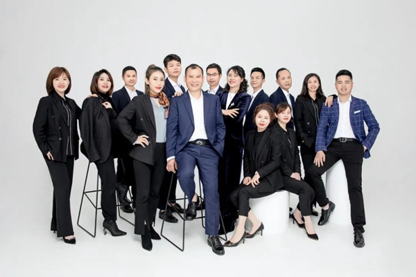 冠特定制家具标杆经销商——之常德售后安装