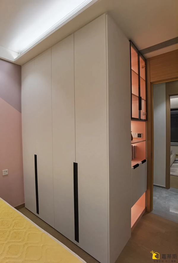 嘉蒂斯全屋定制实拍案例:190m²轻奢极简设计图VS安装后