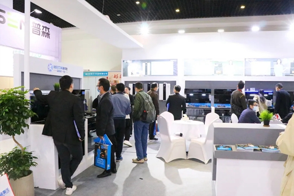 蓝炬星集成灶展会回顾|砥砺前行，蓝炬星精彩不止步