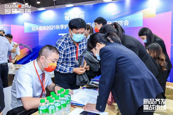 冠珠陶瓷2021秋季护墙系列发布会暨产品订货会圆满成功! 冠珠陶瓷2021秋季护墙系列发布会暨产品订货会圆满成功!