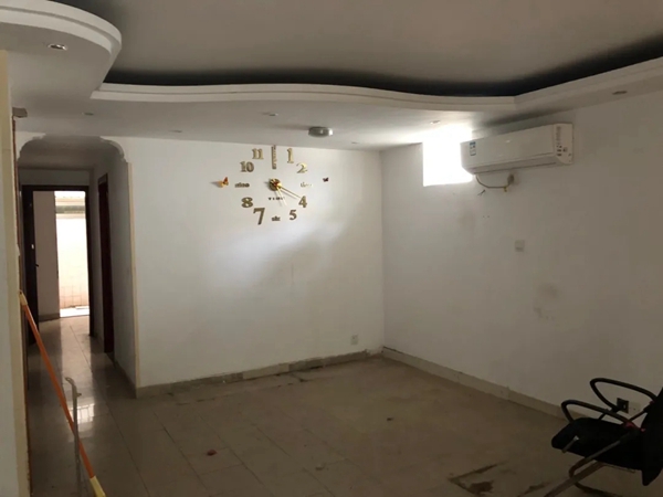 尚品宅配|阳台改卫生间，还装个玻璃洗衣房？！这75㎡老破小学区房真让人惊掉下巴！