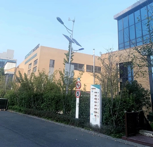 瑞明柚木窗布局光伏发电，助力国家0碳排放