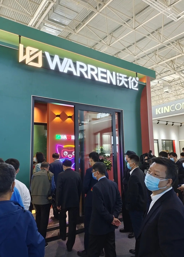 沃伦系统门窗荣获第十三届窗博会两项大奖！