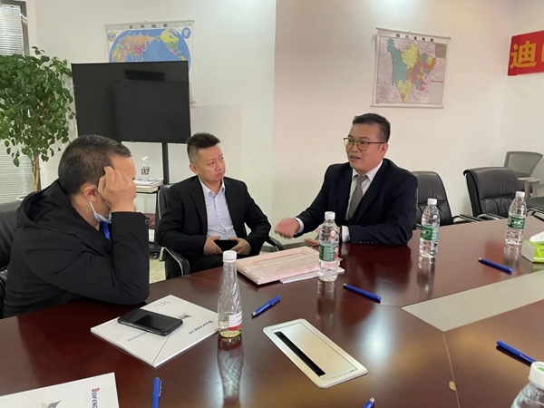 迪峰机械2021成都第三届中国木工机械之都家具生产供应链室内展圆满收官