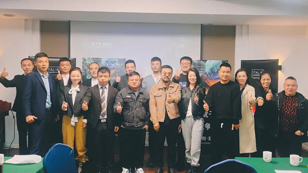 意库马艺术涂料浙江省级联动培训会议圆满结束！蓄势赋能，决胜终端！