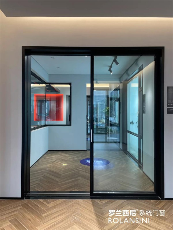 罗兰西尼系统门窗×第五代店，空间新美学，在这里呈现！