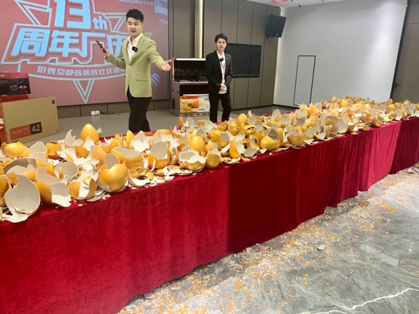 直播砸金蛋风暴，厨壹堂13周年厂庆圆满收官