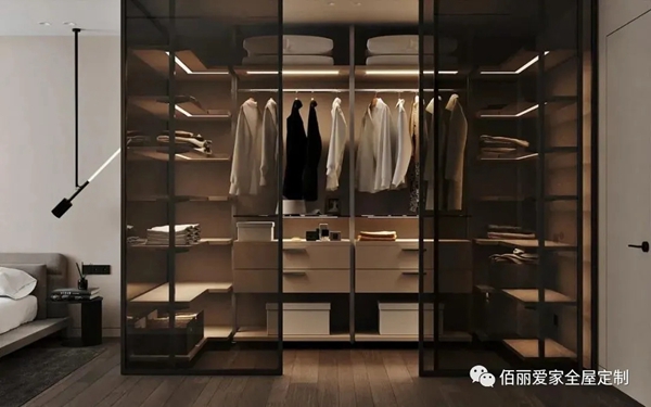 佰丽爱家全屋定制|追寻永恒的简洁主义