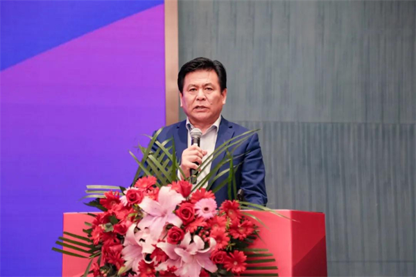久盛地板应邀出席“2021世界地板业工商峰会” 共‘碳’绿色发展之路