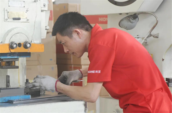 HIONE火王的“功守道”