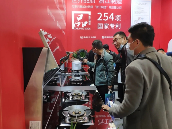 万事兴集成灶|嵊州厨电展火力全开，C位出圈！