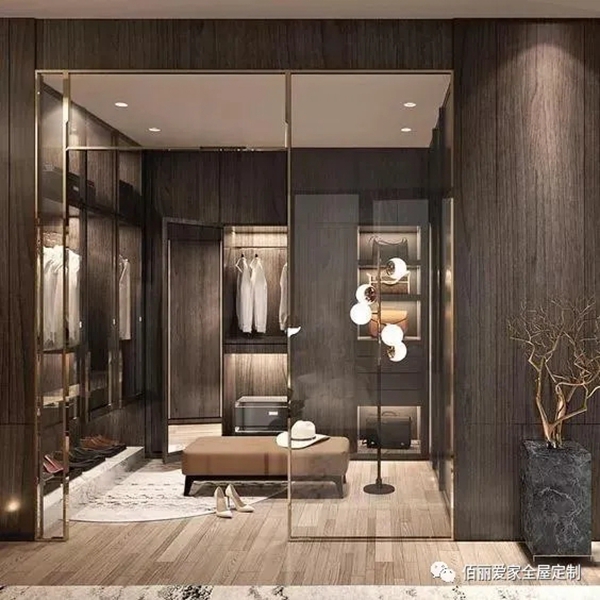佰丽爱家全屋定制|衣帽间布局设计全攻略！
