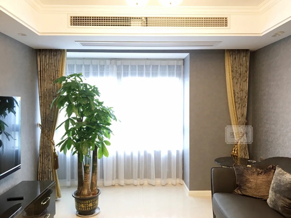 如鱼得水窗帘精品|如果阳台不装门，窗帘应该装在哪？
