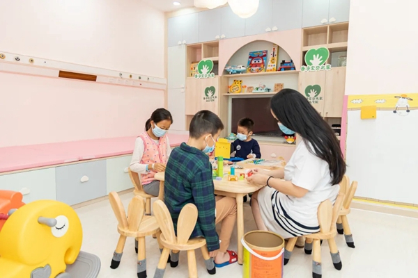 尚品宅配康净板获国家级医疗机构认可 广州妇儿中心“康净宝贝之家”正式启用
