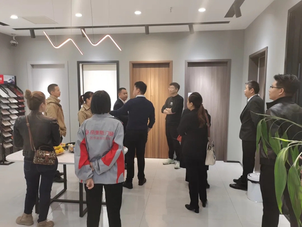 谋篇布局·互通共鉴|帝奥斯系统门窗,渝东区域梁平交流会圆满成功!