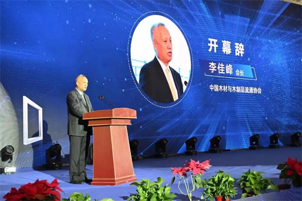 千川木门董事长骆柏韬获2021年中国木门窗行业优秀青年企业家