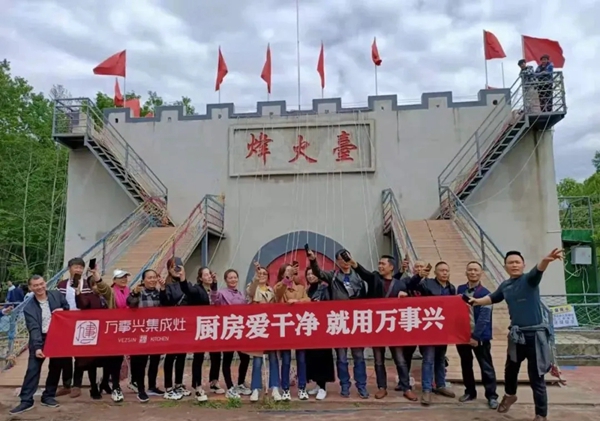 万事兴集成灶|达州大商周天庆专访实录