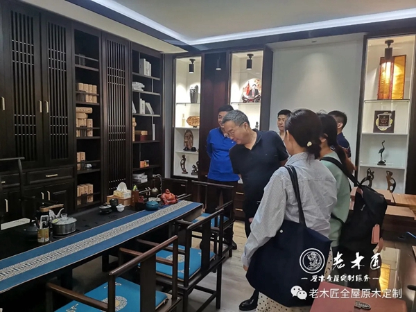福建省相关领导对老木匠木业申报的《2021年新一代信息技术与制造业融合发展项目》现场察看 福建省相关领导对老木匠木业申报的《2021年新一代信息技术与制造业融合发展项目》现场察看