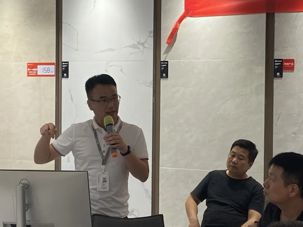 鹰牌陶瓷一区核心经销商墙地专家交流会圆满落幕！