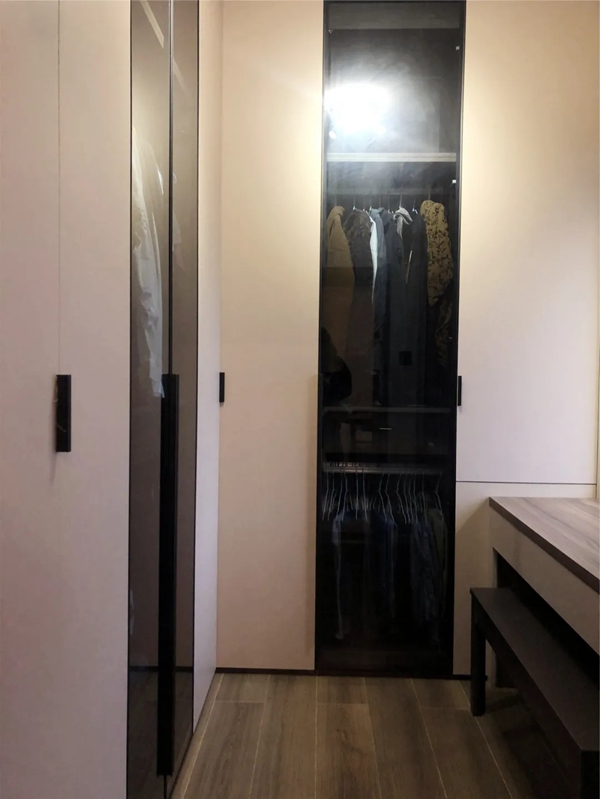 丽维家全屋定制｜一言难尽精装房，变身chic小屋，她的家可以照着抄！