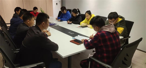 卡诺德式门窗丨骑士系列外开窗 精雕细琢飘逸俊朗