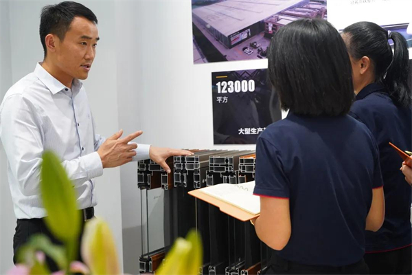 帝奥斯系统门窗丨找到对的品牌就是最好的时代 帝奥斯系统门窗丨找到对的品牌就是最好的时代