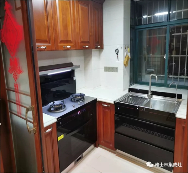 看雅士林集成灶如何改造油腻老厨房！