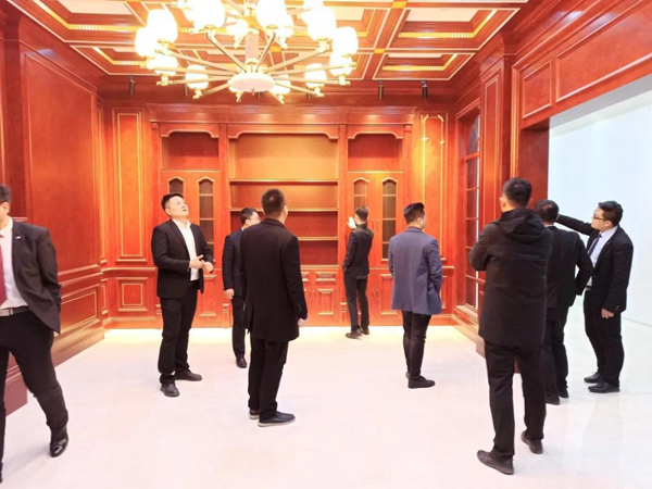 轩艺门墙柜一体化及品牌升级研讨会成功举办