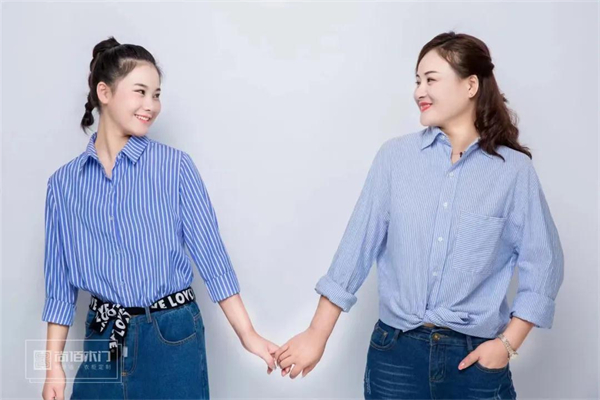尚佰木门丨江苏大丰优秀加盟商王杨访谈录 尚佰木门丨江苏大丰优秀加盟商王杨访谈录