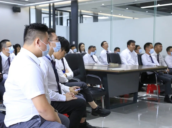 强化内功 练好本领——威尔斯陶瓷11月员工培训举办