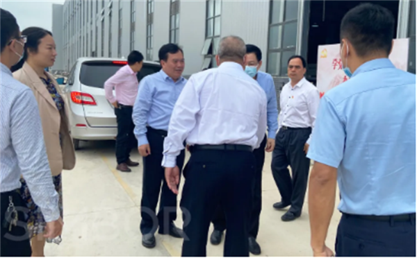新标门窗丨广东省委领导莅临智能生态产业基地调研指导