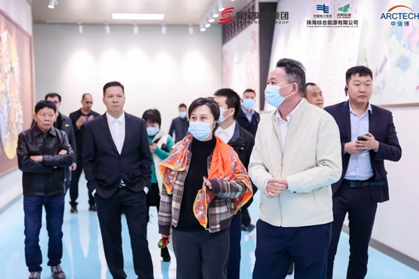 顺辉陶瓷：光伏发电+智能仓储，打造高质量发展新引擎