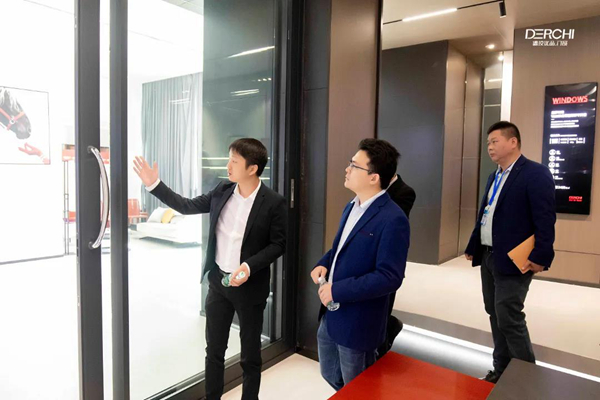 中建协门窗委携同土巴兔家装大平台，走访调研德技优品门窗