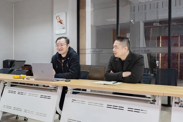 绍兴市布商研究中心一行赴雅诗澜墙布窗帘总部参观调研指导