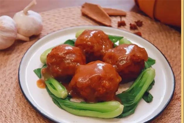 名节集成灶探索奇妙公式，1+1=梦想厨房！